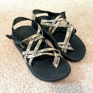 Chaco women’s size 6